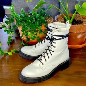 Steve Madden Combat Boot